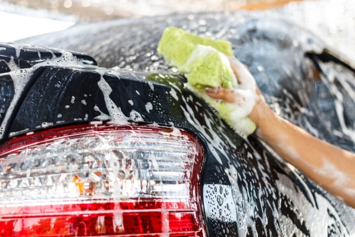 dịch vụ rửa xe ô tô quận 12