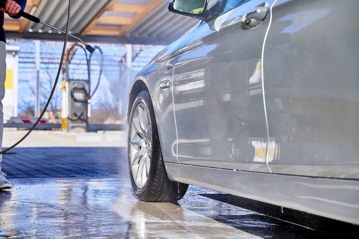 dịch vụ rửa xe ô tô cao cấp