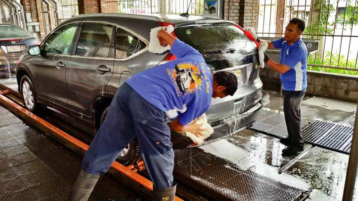 rửa xe chuyên nghiệp
