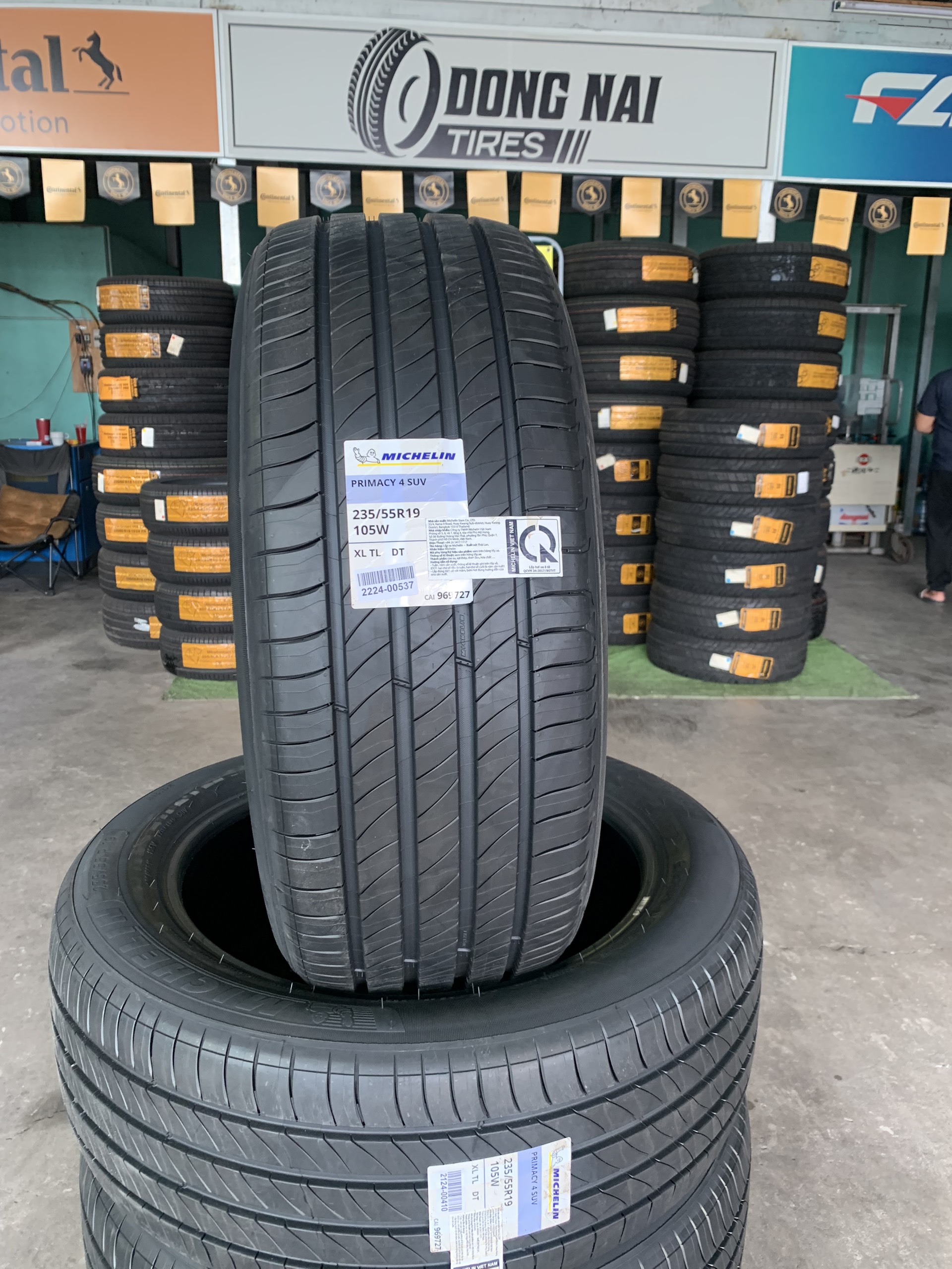 Bộ Lốp Michelin: Sự Lựa Chọn Hoàn Hảo Cho Xe Của Bạn