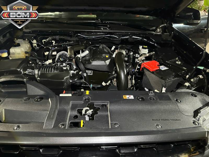 Vệ sinh khoang máy sẽ giúp hạn chế nguy cơ chập cháy