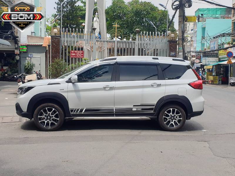 Dịch vụ cho thuê xe tự lái giá rẻ cần có bảng giá minh bạch và rõ ràng