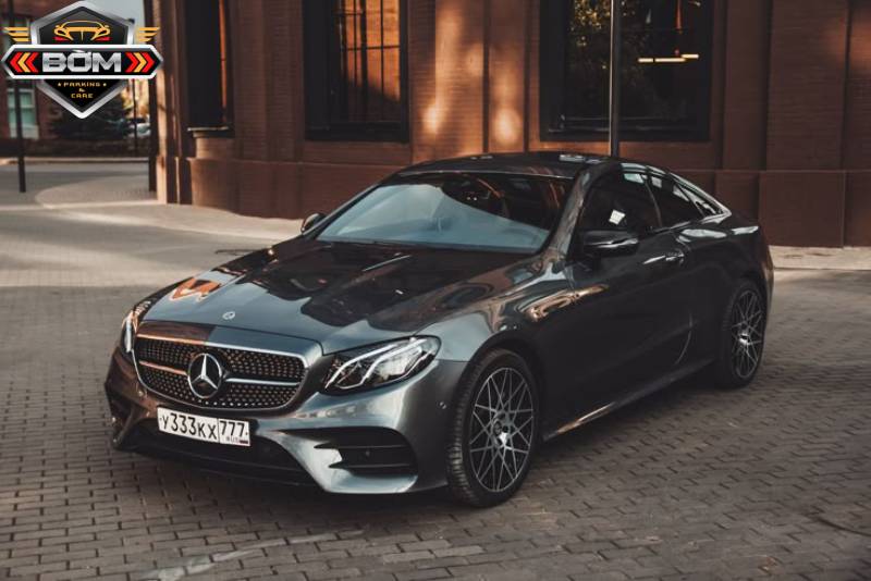 Dịch vụ thuê xe tại Bờm Auto và đánh giá chi tiết Mercedes E200