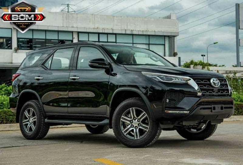 Thuê xe Toyota Fortuner giúp bạn vượt mọi cung đường