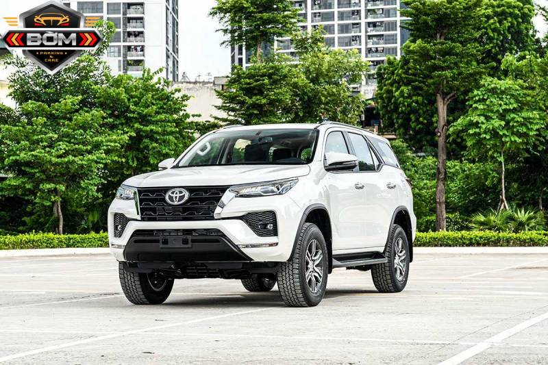 Thuê xe Toyota Fortuner – Trải nghiệm cảm giác lái mạnh mẽ