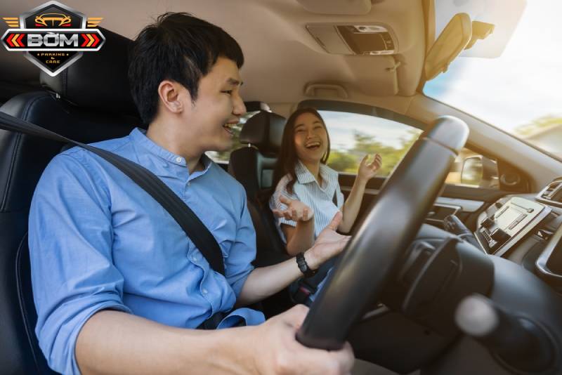 Vậy liệu nên thuê xe ô tô tự lái hay có tài xế?