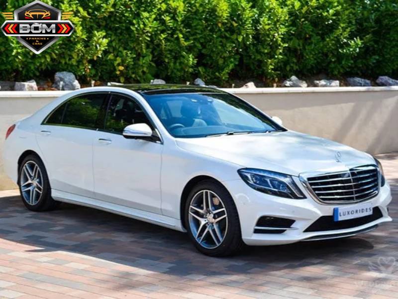 Xe Mercedes-Benz mang lại sự sang trọng cho ngày cưới của bạn