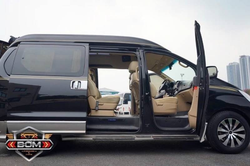 Giá cho thuê xe Hyundai Starex Limousine vô cùng hợp lý