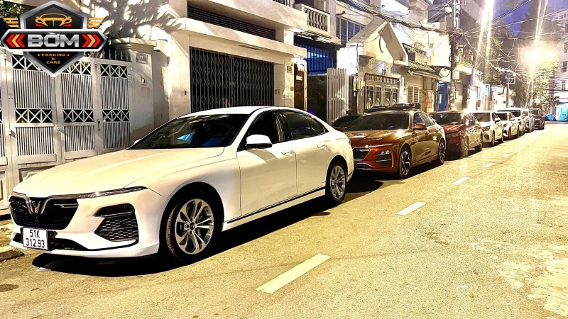 Kiểm tra chất lượng xe tự lái tại Bờm Auto trước khi lên đường