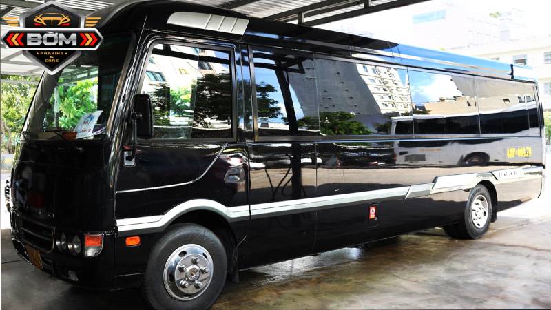 Một chiếc xe limousine sẽ tạo ấn tượng tốt với mọi người xung quanh