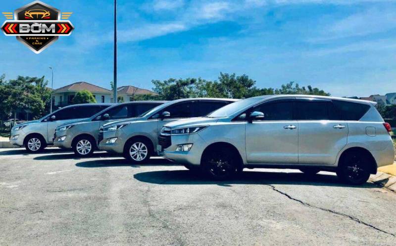Những lưu ý cần cân nhắc khi thuê xe du lịch cho gia đình 5 người