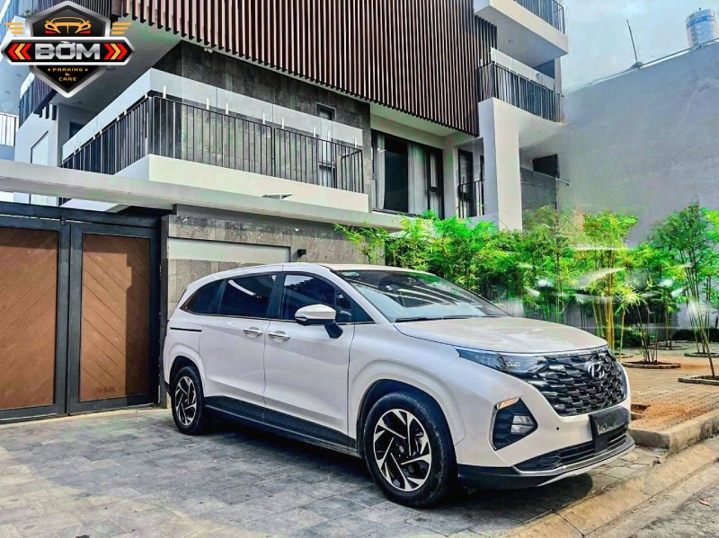 Cần thuê xe tự lái gấp? Gọi ngay đến số hotline 0921396789