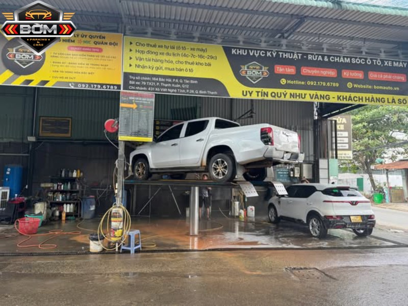 Việc rửa xe giúp bảo vệ lớp sơn luôn bền bỉ