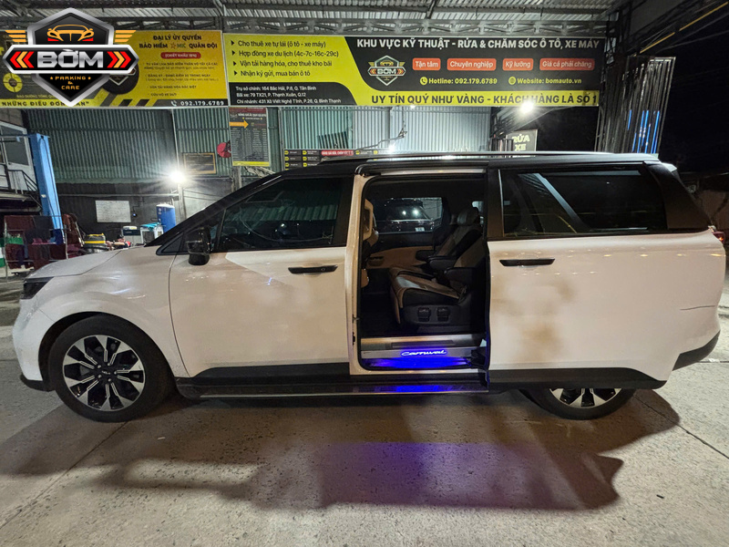Bờm Auto – Dịch vụ cho thuê xe tự lái KIA Carnival chất lượng cao