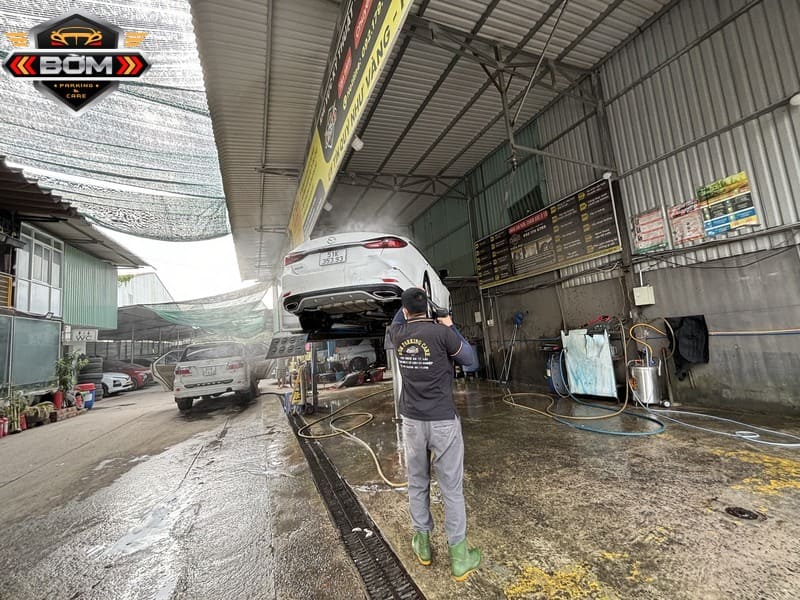 Dịch vụ rửa xe bọt tuyết tại Bờm Auto với quy trình 6 bước chuyên nghiệp