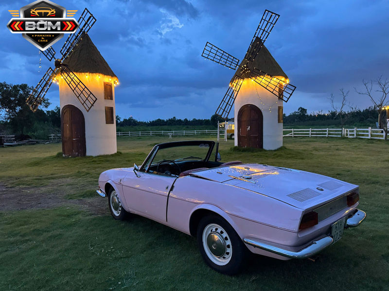 Fiat 850 Spider 1971s sở hữu vẻ ngoài đầy cuốn hút