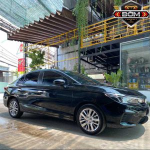 Honda City Đen – Xe tự lái