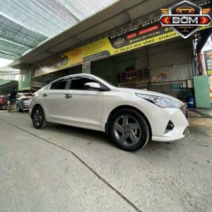 Hyundai Accent – Xe tự lái