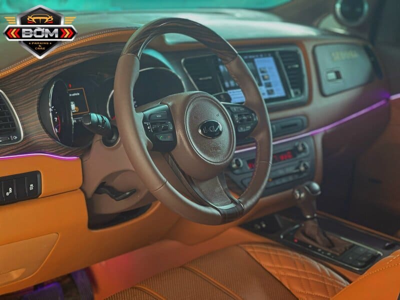 Thuê xe 7 chỗ Kia Sedona ở đâu uy tín? Câu trả lời Bờm Auto