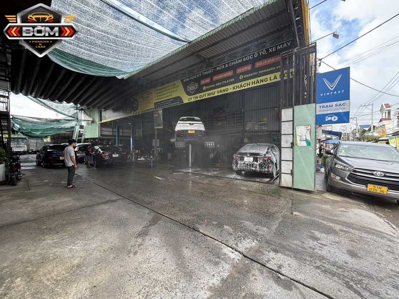 Bờm Auto sở hữu đội ngũ nhân viên chuyên nghiệp tận tâm