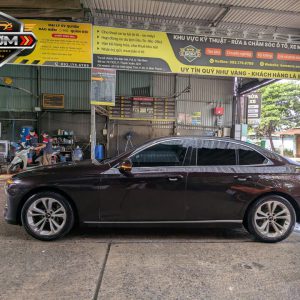 Vinfast Lux A giá bao nhiều